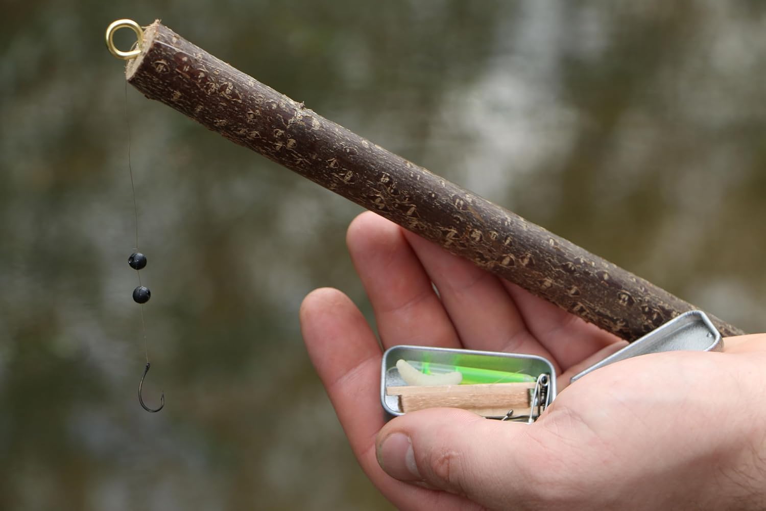 Mini Survival Tin - Pocket-sized tin, loaded with an impressive amount of outdoor survival essentials. UK-made.