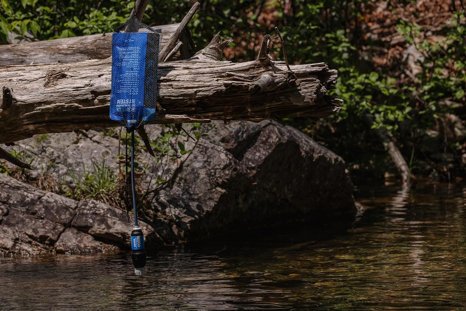 SAWYER PRODUCTS Squeeze Water Filtration System